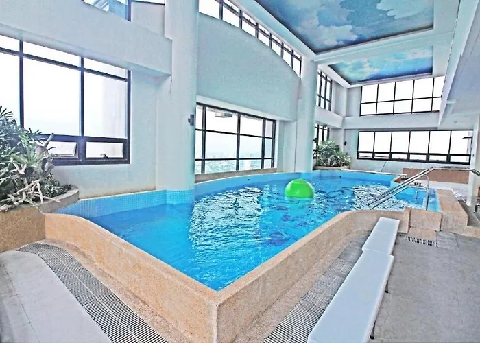 Spacious & Cozy Type Unit Near Megamall * Manila